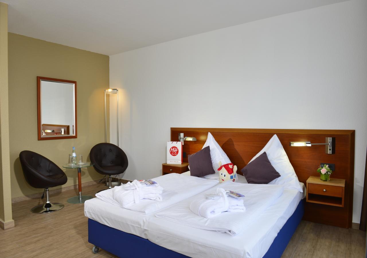 Michel Hotel Frankfurt Airport Ruesselsheim Ngoại thất bức ảnh