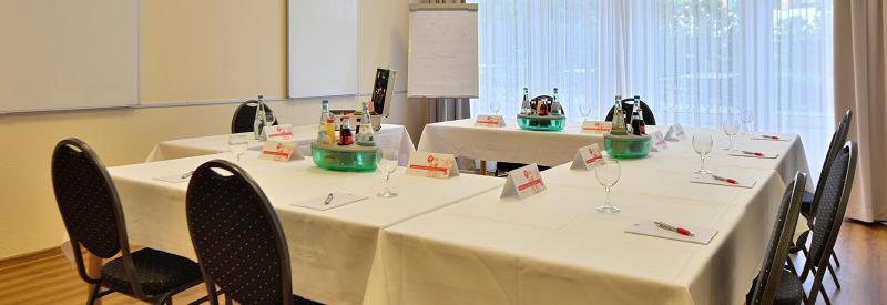Michel Hotel Frankfurt Airport Ruesselsheim Ngoại thất bức ảnh