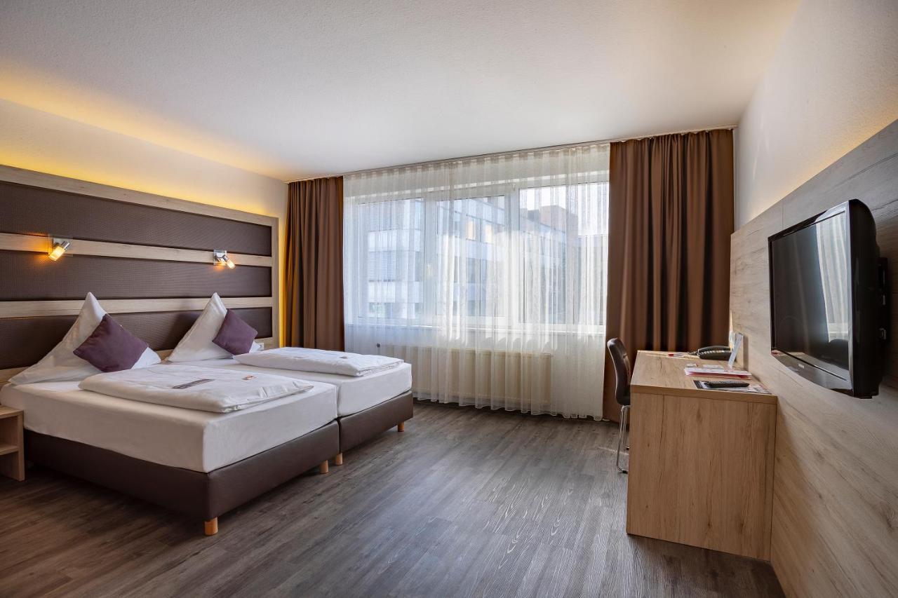 Michel Hotel Frankfurt Airport Ruesselsheim Ngoại thất bức ảnh