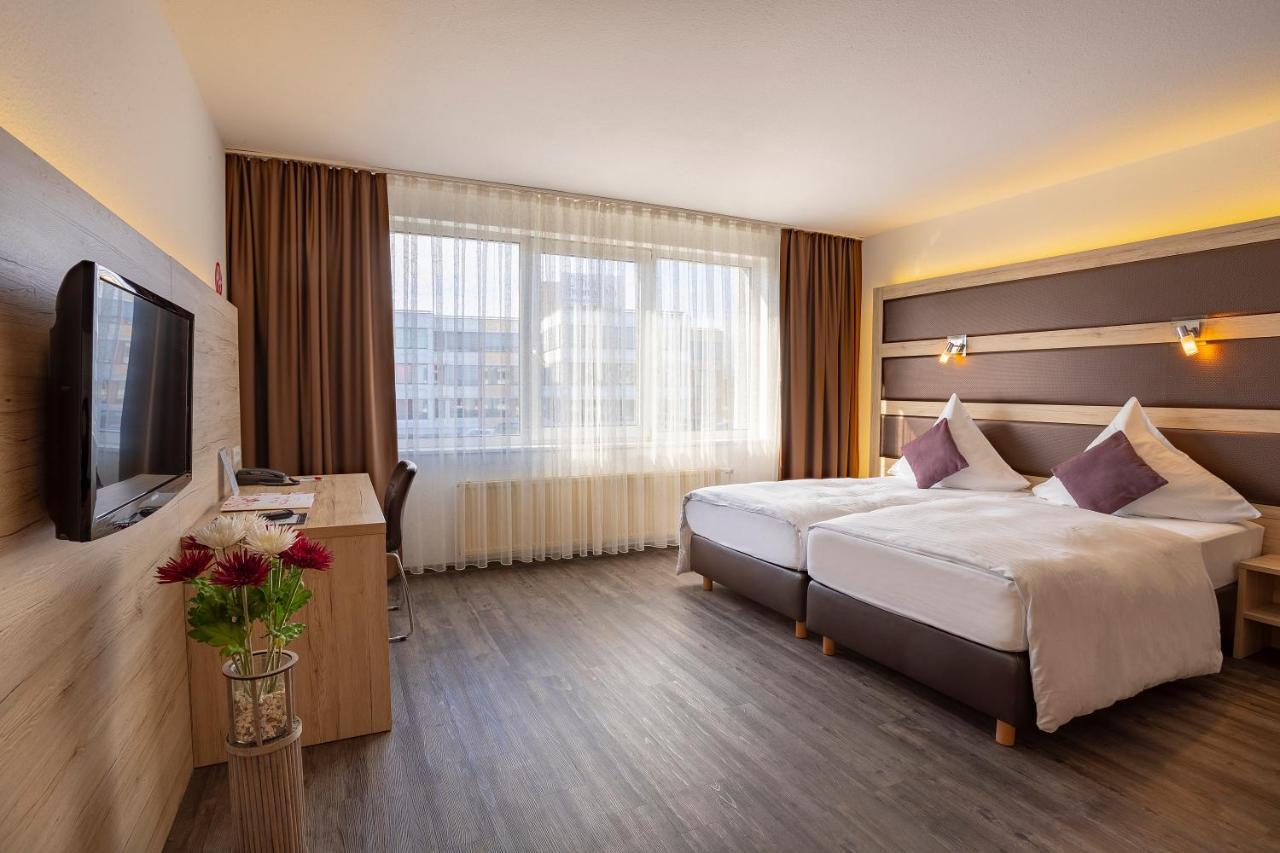 Michel Hotel Frankfurt Airport Ruesselsheim Ngoại thất bức ảnh